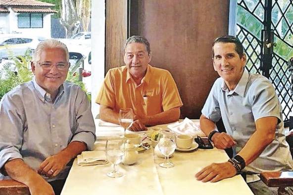 José Isabel Blandón, presidente del panameñismo; José Alberto Álvarez, presidente de PAIS, y Rómulo Roux. presidente de Cambio Democrático