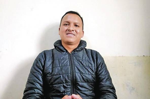 Miguel Nicodemos, periodista y analista peruano