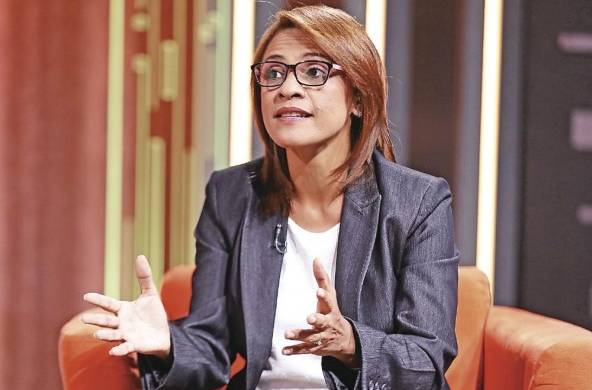 Yadira Pino: 'No puede darse un acuerdo de finalización de huelga si hay una crisis que está viva'