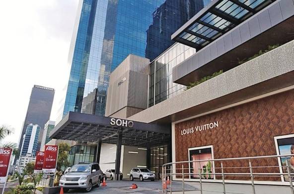 El centro comercial más exclusivo de América Latina es Soho Mall.