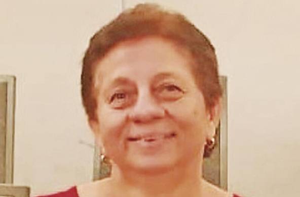 Nelva Reyes. Docente Es docente de primaria y actualmente es la secretaria general de la Central General Autónoma de Trabajadores de Panamá. Es parte de Espacio Encuentro de Mujeres.