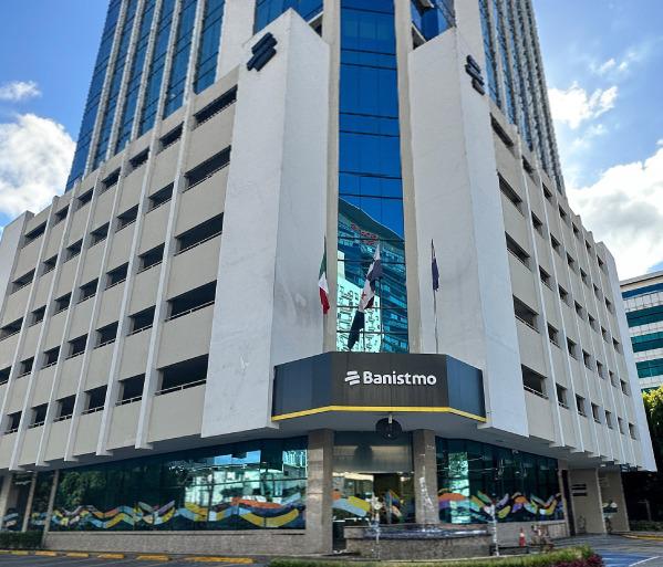 En tal sentido, la visión de Inversiones Cuscatlán es consolidar y potenciar el Banco y la marca Banistmo hacia el futuro.