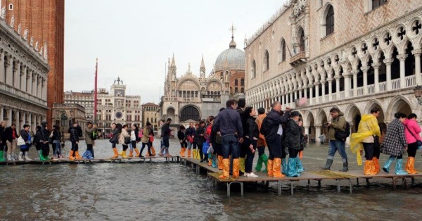 Venecia enfrenta la peor inundaci&oacute;n de los &uacute;ltimos 50 a&ntilde;os