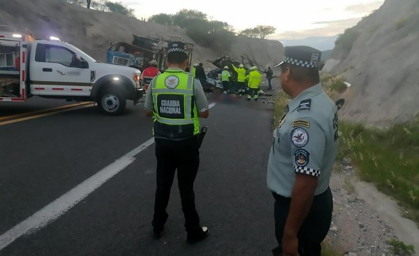 El gobierno de Puebla informó previamente que los pasajeros del autobús eran “en su mayoría” migrantes venezolanos.