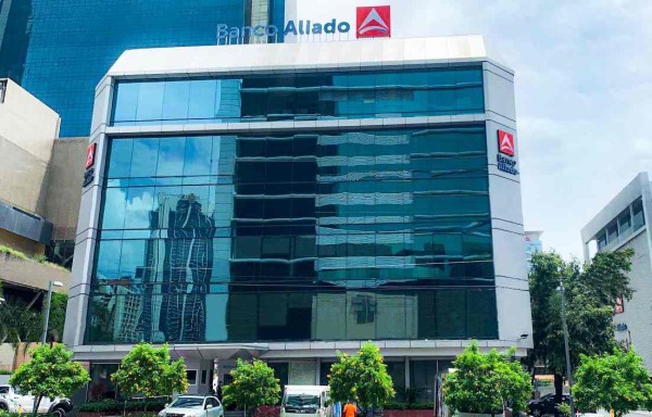 Banco Aliado se posiciona firme como el tercer banco de capital panameño.