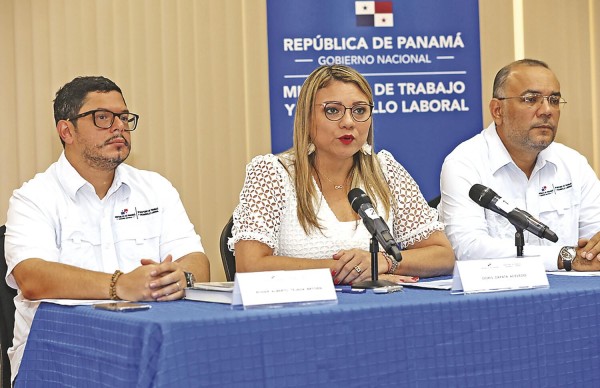 La ministra Doris Zapata explicó que el nuevo ajuste está prorrateado por actividades económicas.