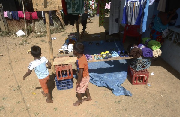 Migrantes persiguen sus sueños en medio de la mortífera pandemia de la covid-19