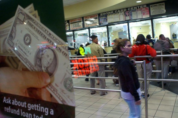 Fotografía de archivo en la que se registró una oficina de envío de remesas en Houston (Texas, EE.UU.).