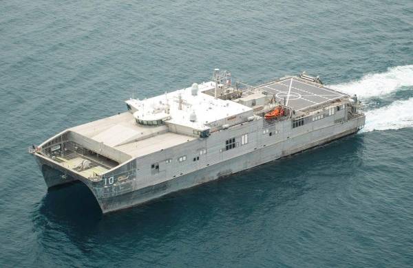 Al puerto de Almirante llegará el navío de la Marina de Estados Unidos USNS Burlington.