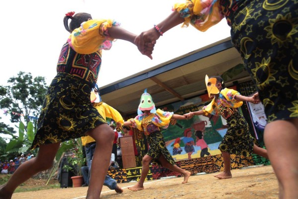 Festival estudiantil guna
