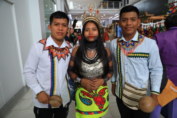 Mujeres indígenas exponen en el Museo Itinerante de la Nahua
