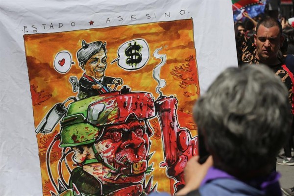 Contra los &quot;abusos&quot; y la desigualdad, Chile protesta