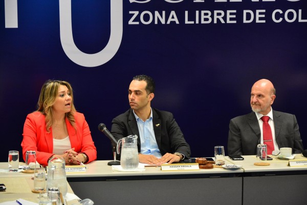 Doris Zapata, titular del Mitradel, explicó que el Estado aportará la inversión relacionada con la capacitación y pasantías e incentivos fiscales a las empresas participantes del proyecto.