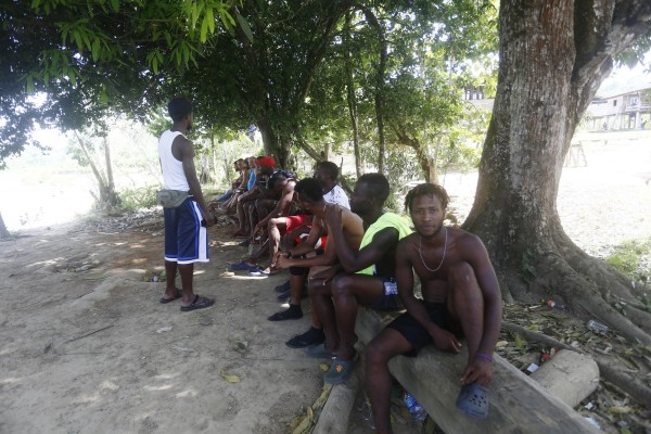 Migrantes persiguen sus sueños en medio de la mortífera pandemia de la covid-19