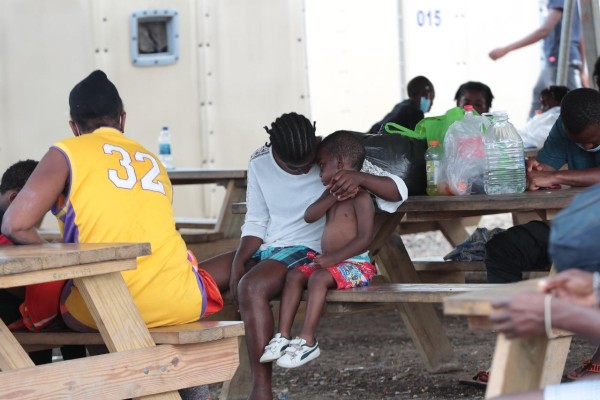 Panamá y Colombia buscan solución al flujo migratorio irregular