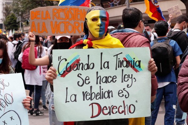 Continúan las marchas en Bogotá por una nueva jornada de paro nacional