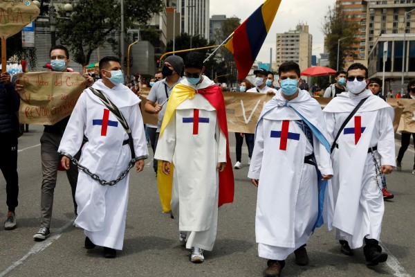 Continúan las marchas en Bogotá por una nueva jornada de paro nacional