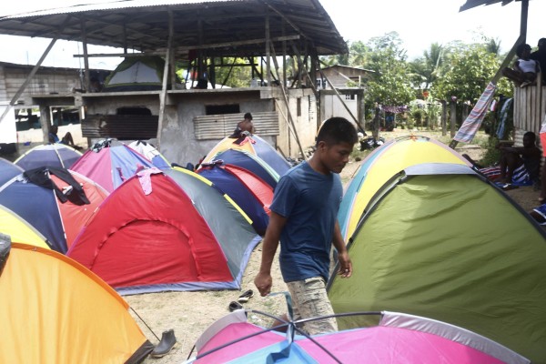 Migrantes persiguen sus sueños en medio de la mortífera pandemia de la covid-19