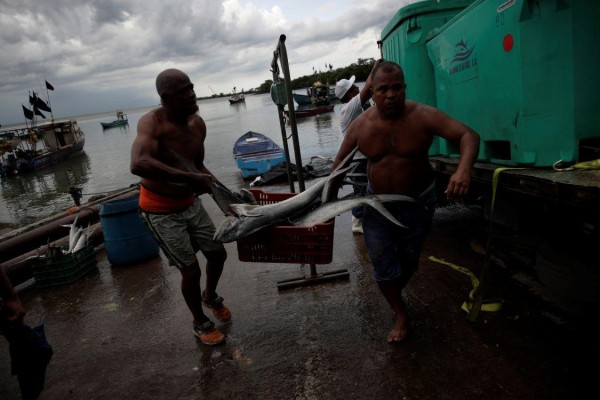 La pesca en el barrio El Chorrillo de Ciudad de Panam&aacute;