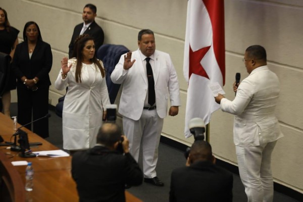 La nueva junta directiva de la Asamblea esta integrada por Jaime Vargas (presidente); Ricardo Torres (primer vicepresidente), y Corina Cano (segunda vicepresidenta).