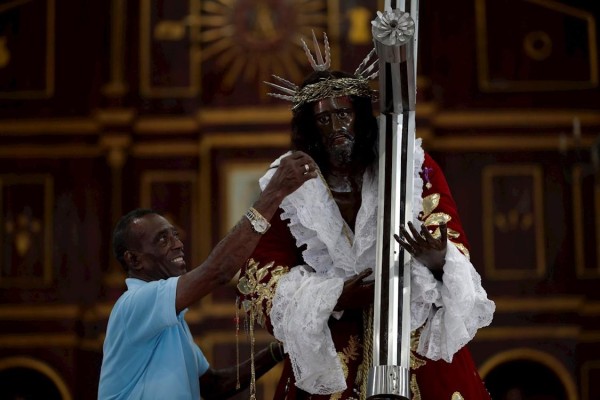 &quot;Viva el Cristo Negro&quot;, el grito de fe por el Nazareno de Portobelo
