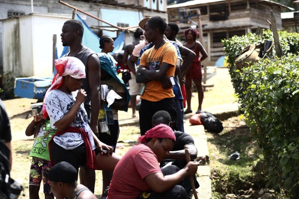 Migrantes persiguen sus sueños en medio de la mortífera pandemia de la covid-19