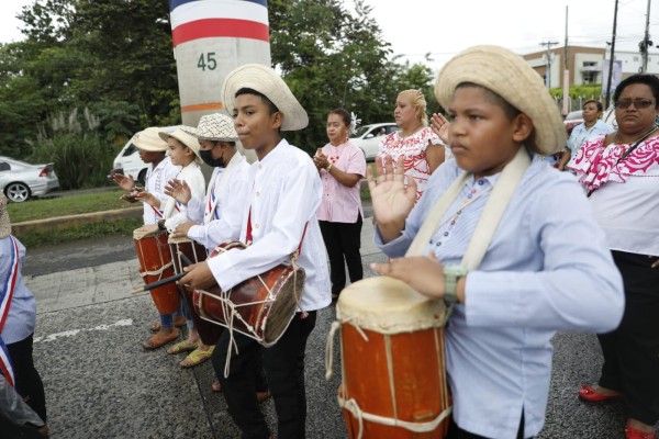 Así celebran el 4 de noviembre en la 24 de Diciembre