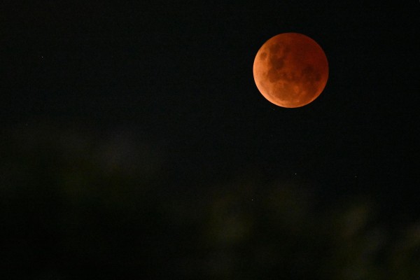 La luna vuelve a eclipsarse y el fenómeno no se repetirá en tres años