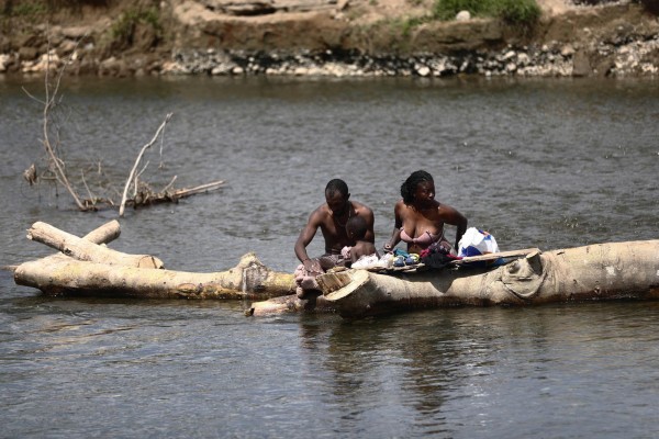 Migrantes persiguen sus sueños en medio de la mortífera pandemia de la covid-19