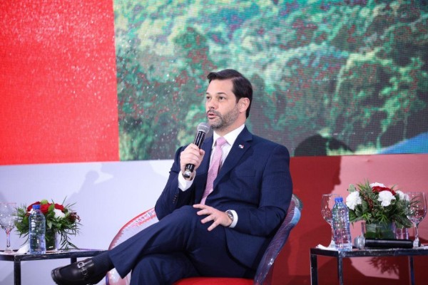 El ministro del Mici, Ramón Martínez, durante su ponencia en el Encuentro Anual de la Asociación Dominicana de Zonas Francas (Adozona).