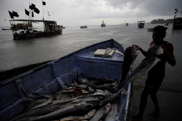 La pesca en el barrio El Chorrillo de Ciudad de Panam&aacute;