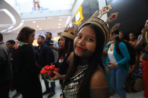Mujeres indígenas exponen en el Museo Itinerante de la Nahua