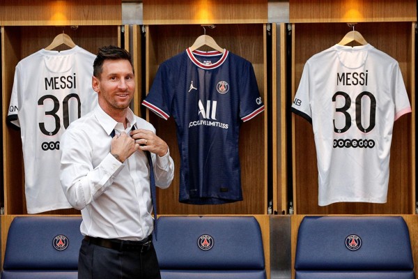El primer día de Messi en París