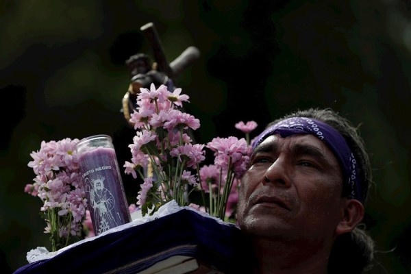 &quot;Viva el Cristo Negro&quot;, el grito de fe por el Nazareno de Portobelo