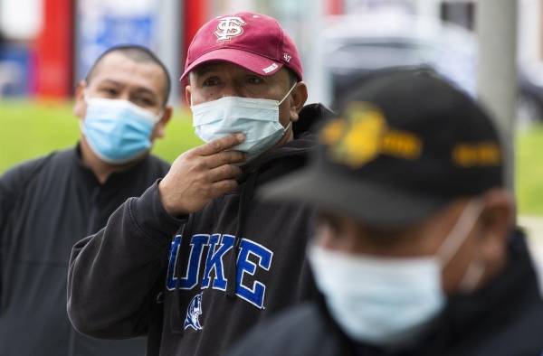 De acuerdo con las cifras, el mercado laboral estadounidense venía recuperándose con vigor cuando hizo su aparición la variante delta del coronavirus.