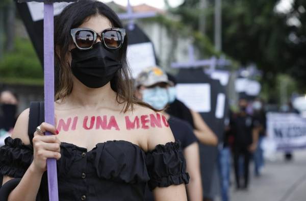 Con la Marcha de la Muerte, feministas protestan contra la violencia hacia la mujer