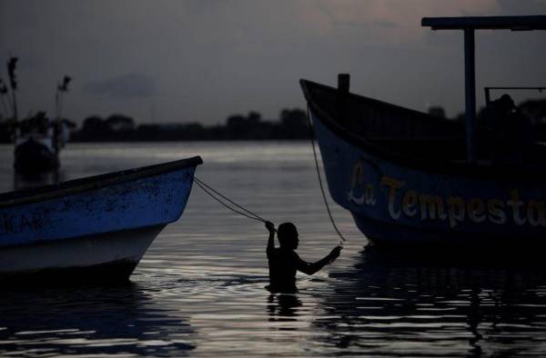 La pesca en el barrio El Chorrillo de Ciudad de Panam&aacute;