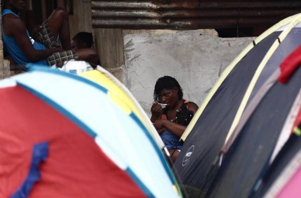 Migrantes persiguen sus sueños en medio de la mortífera pandemia de la covid-19