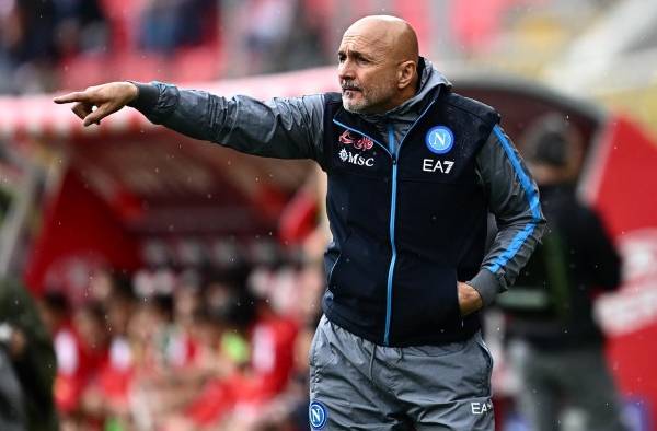 (Spalletti apenas cuenta con unos días para preparar una visita complicada a Skopje para medirse el 9 de septiembre con Macedonia del Norte.