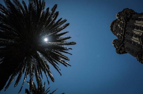 Así se apreció el eclipse solar que oscureció el cielo de Suramérica
