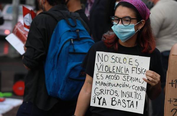 Con la Marcha de la Muerte, feministas protestan contra la violencia hacia la mujer