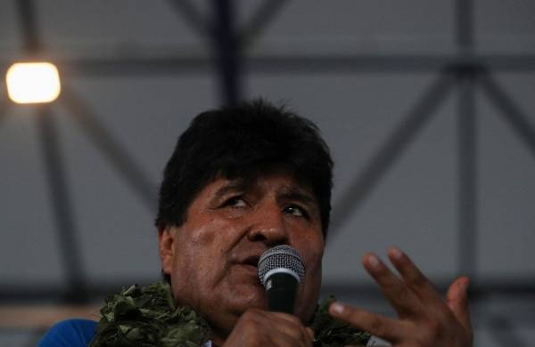 El expresidente Evo Morales habla durante el congreso del partido de gobierno, en Lauca Ñ (Bolivia).