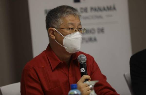 El embajador de China en Panamá, Wei Qiang.