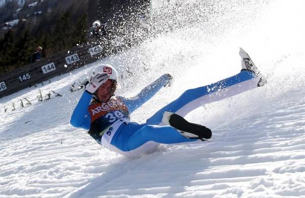 Daniel Andre Tande sufrió un grave accidente durante la disputa de las finales de la Copa del Mundo de saltos de esquí. |