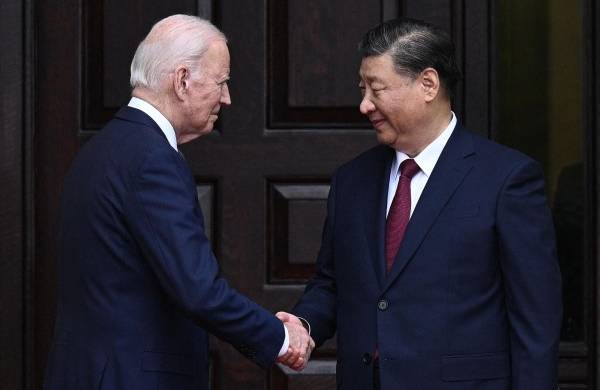 El presidente de Estados Unidos, Joe Biden y su homólogo chino, Xi Jinping