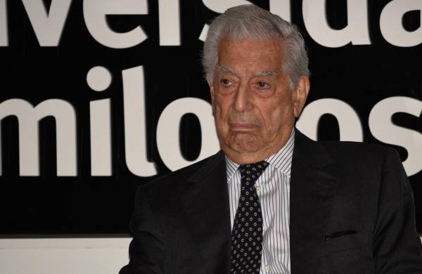 El escritor hispanoperuano Mario Vargas Llosa en una imagen de archivo.