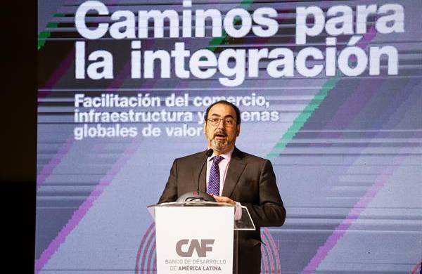 El presidente del Banco de Desarrollo de América Latina-CAF, Sergio Díaz-Granados, en una fotografía de archivo.