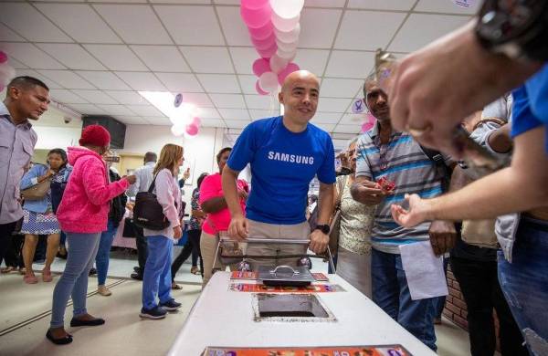 Colaboradores de Samsung participaron en el programa ‘Fortalece tu Vida’ junto a pacientes del ION.