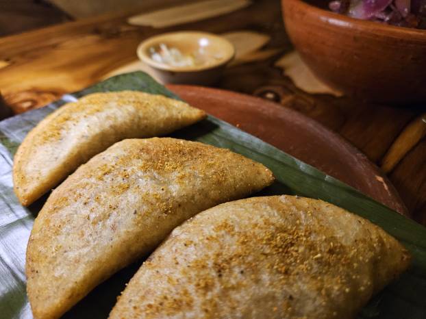 Empanadas de flor de guineo.