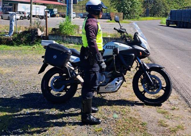 La Policía Nacional mantiene un operativo con motivo de la temporada decembrina.